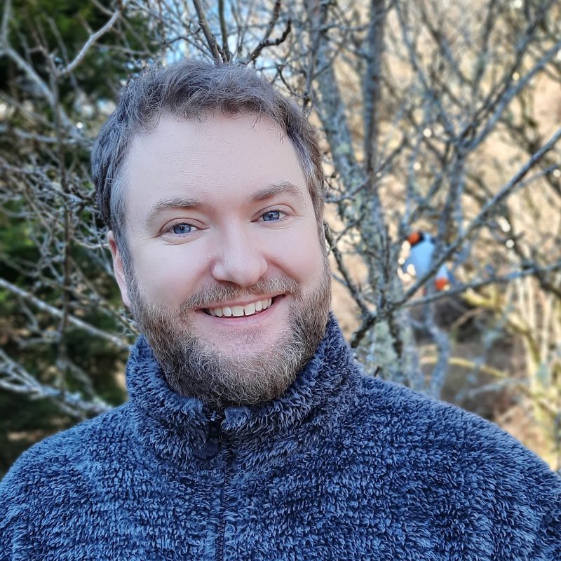 Dr Grant Humphries